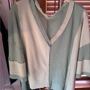 POL Two-Tone Green V-Neck Women's Top